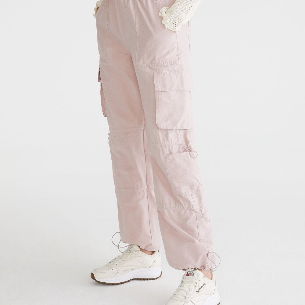 NWOT Baggy Parachute Cargo Pants